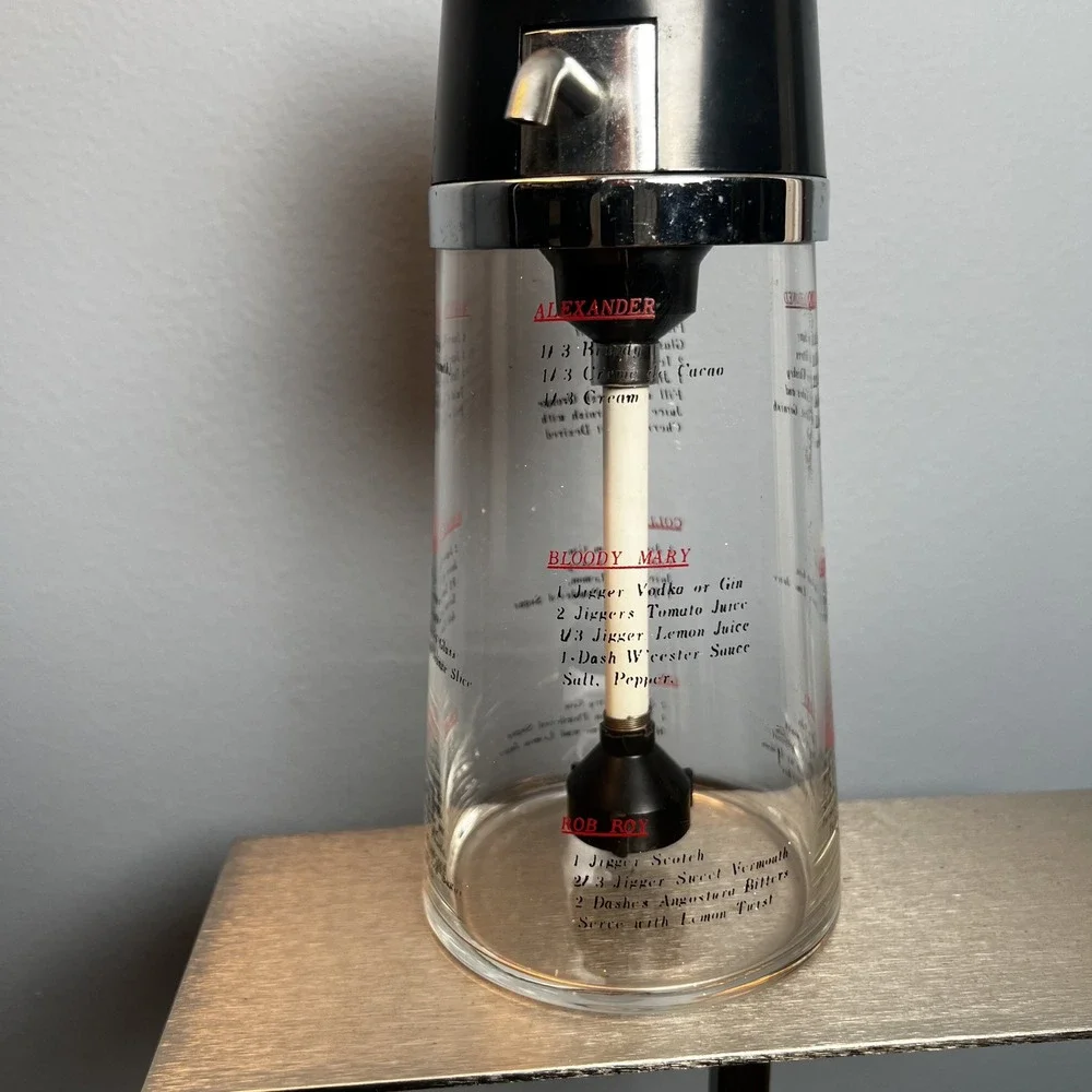Vintage Mix'n Pour-O-Matic Electric Cocktail Shaker Glass Recipe Carafe Black